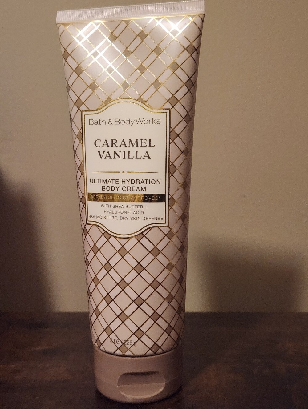 BATH & BODY WORKS ~ CARAMEL VANILLA